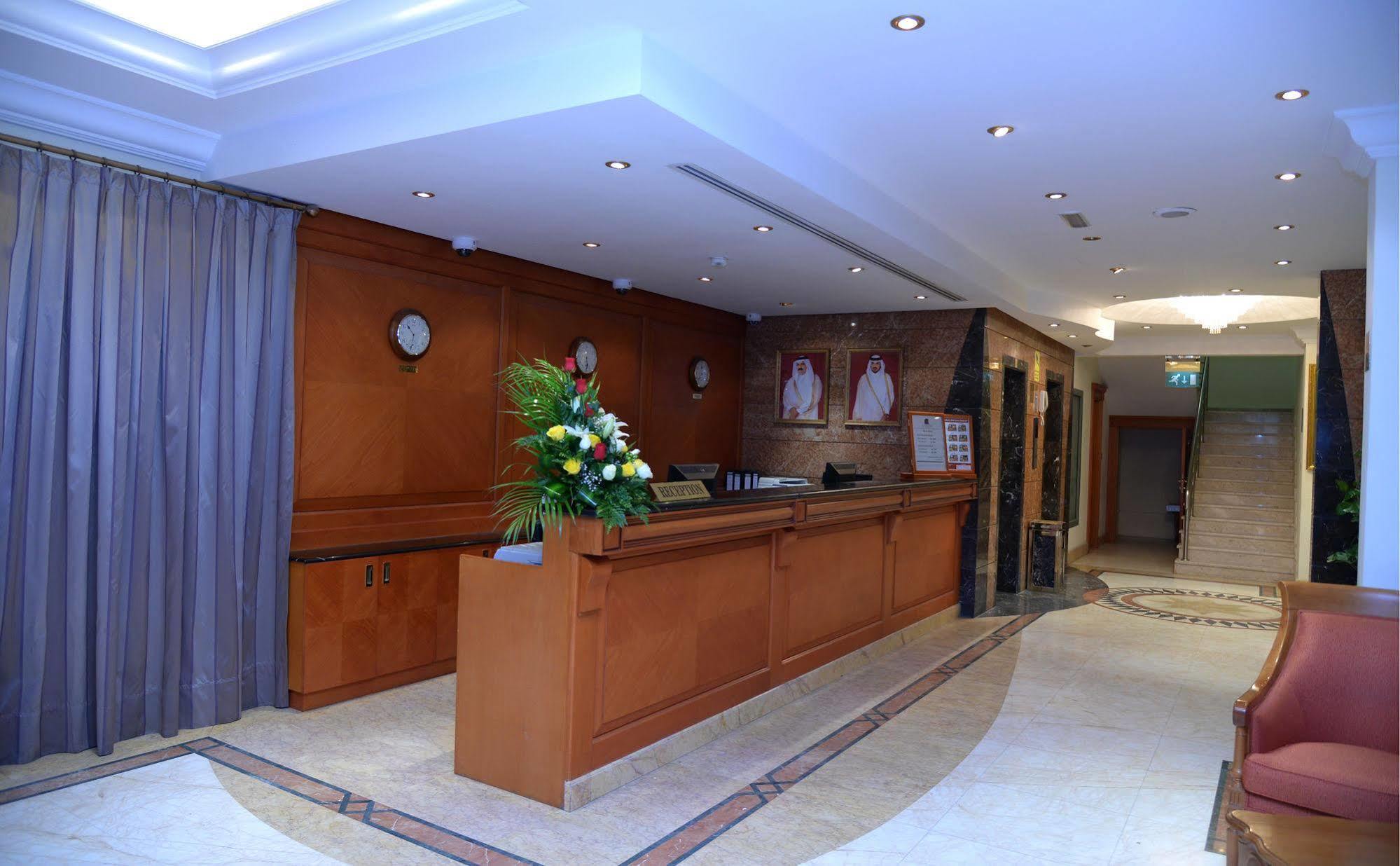 Al Madina Suites Doha Exterior photo